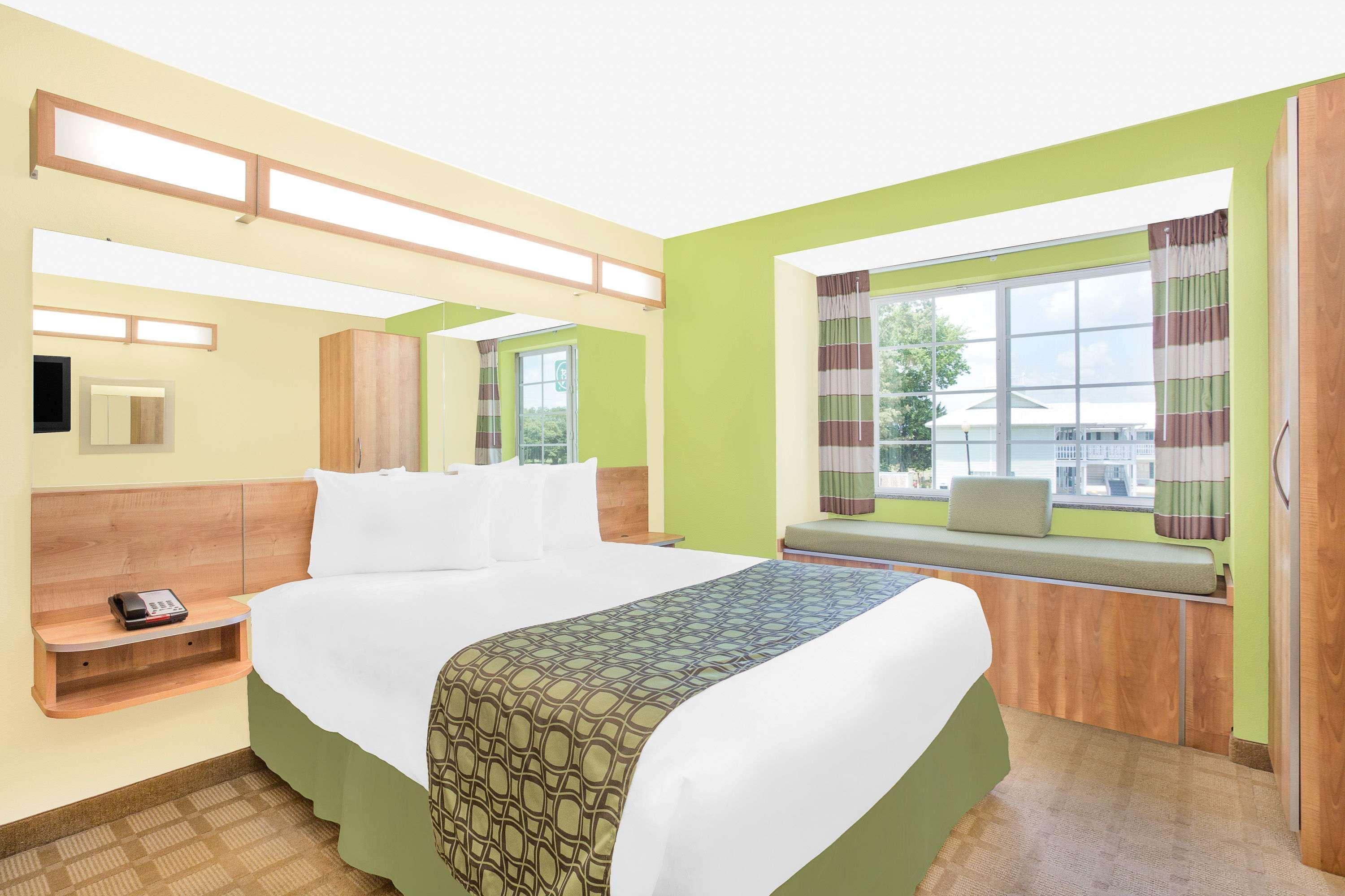Microtel Inn & Suites By Wyndham Tuscumbia/Muscle Shoals Eksteriør billede