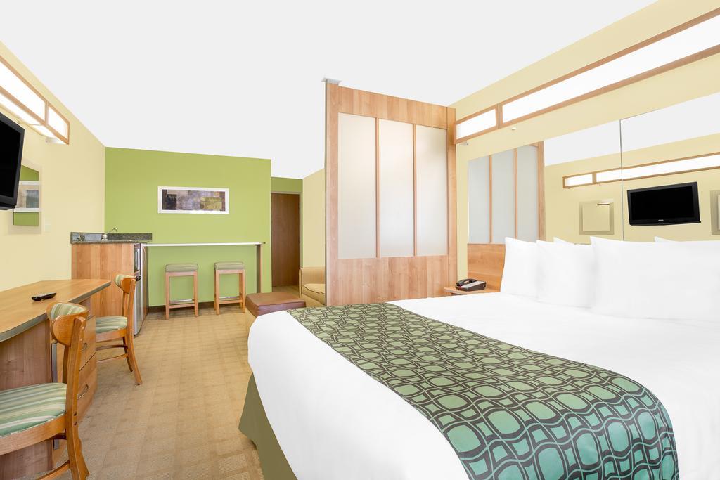 Microtel Inn & Suites By Wyndham Tuscumbia/Muscle Shoals Eksteriør billede